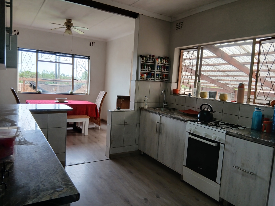 3 Bedroom Property for Sale in Summerpride Eastern Cape